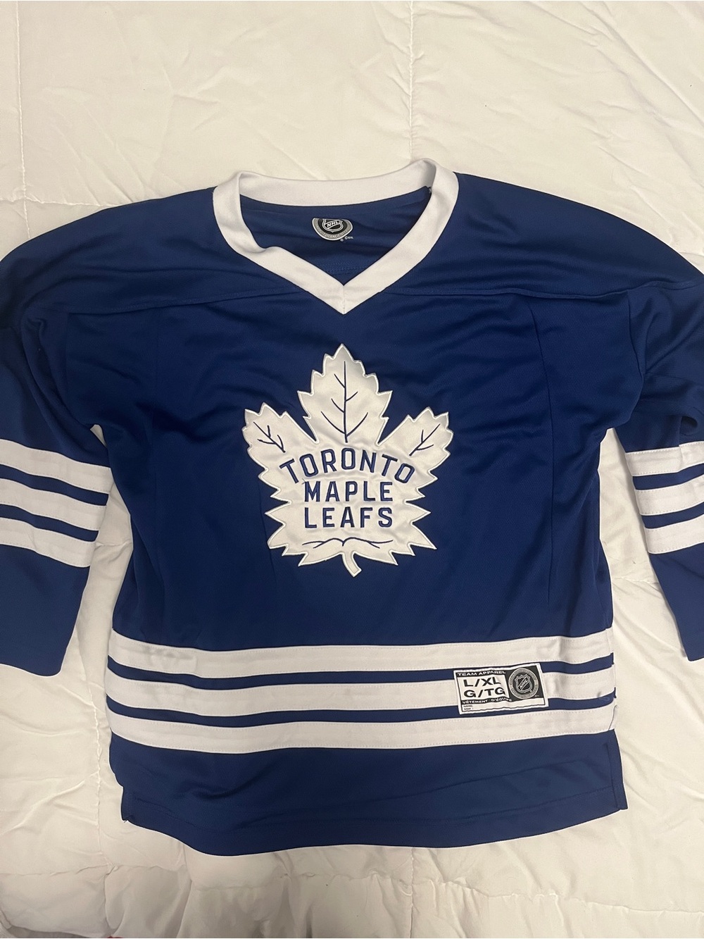 NHL Youth Blue and White Hockey Jersey Interior Label